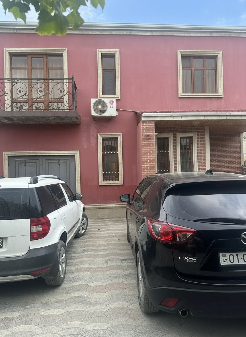 7 otaqlı, 200 kv. m, Kredit var, Yeni təmirli