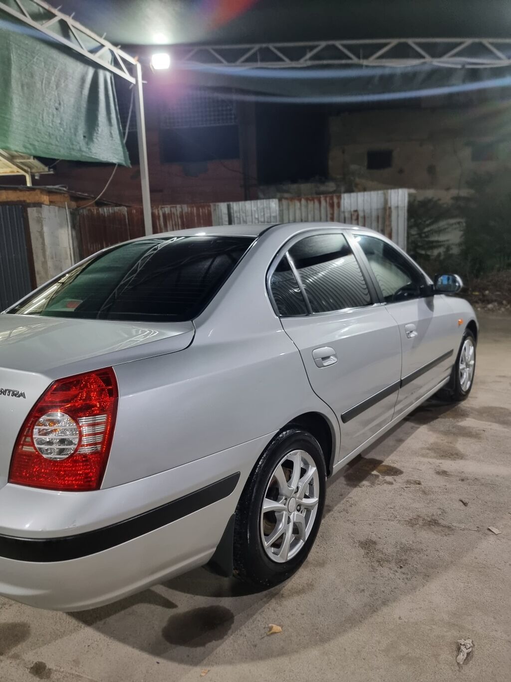 Hyundai Elantra: 2005 г., 1.6 л, Механика, Бензин, Седан: фото 4