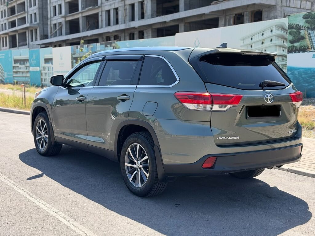 Toyota Highlander: 2019 г., 3.5 л, Автомат, Бензин, Кроссовер: фото 3