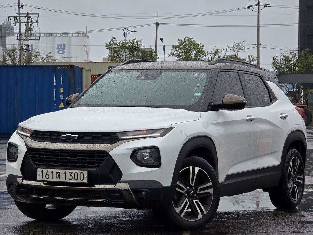 Chevrolet Trailblazer: 2021 г., 1.4 л, Автомат, Бензин, Кроссовер: фото 2