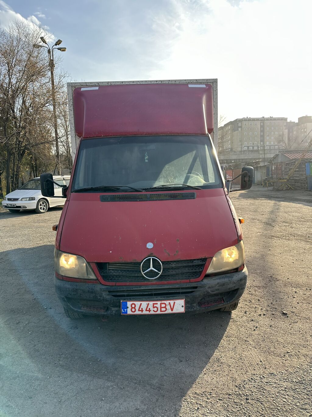 Mercedes Benz Sprinter с456ас136