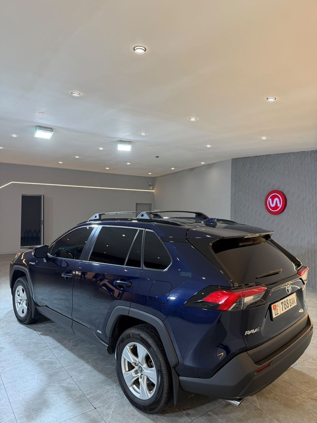 Toyota RAV4: 2020 г., 2.5 л, Автомат, Гибрид, Кроссовер: фото 6