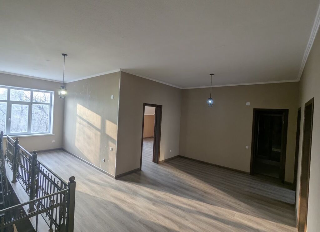 6 комнат, 191 м², Вечерка Индивидуалка, 5 этаж, Косметический ремонт: фото 3
