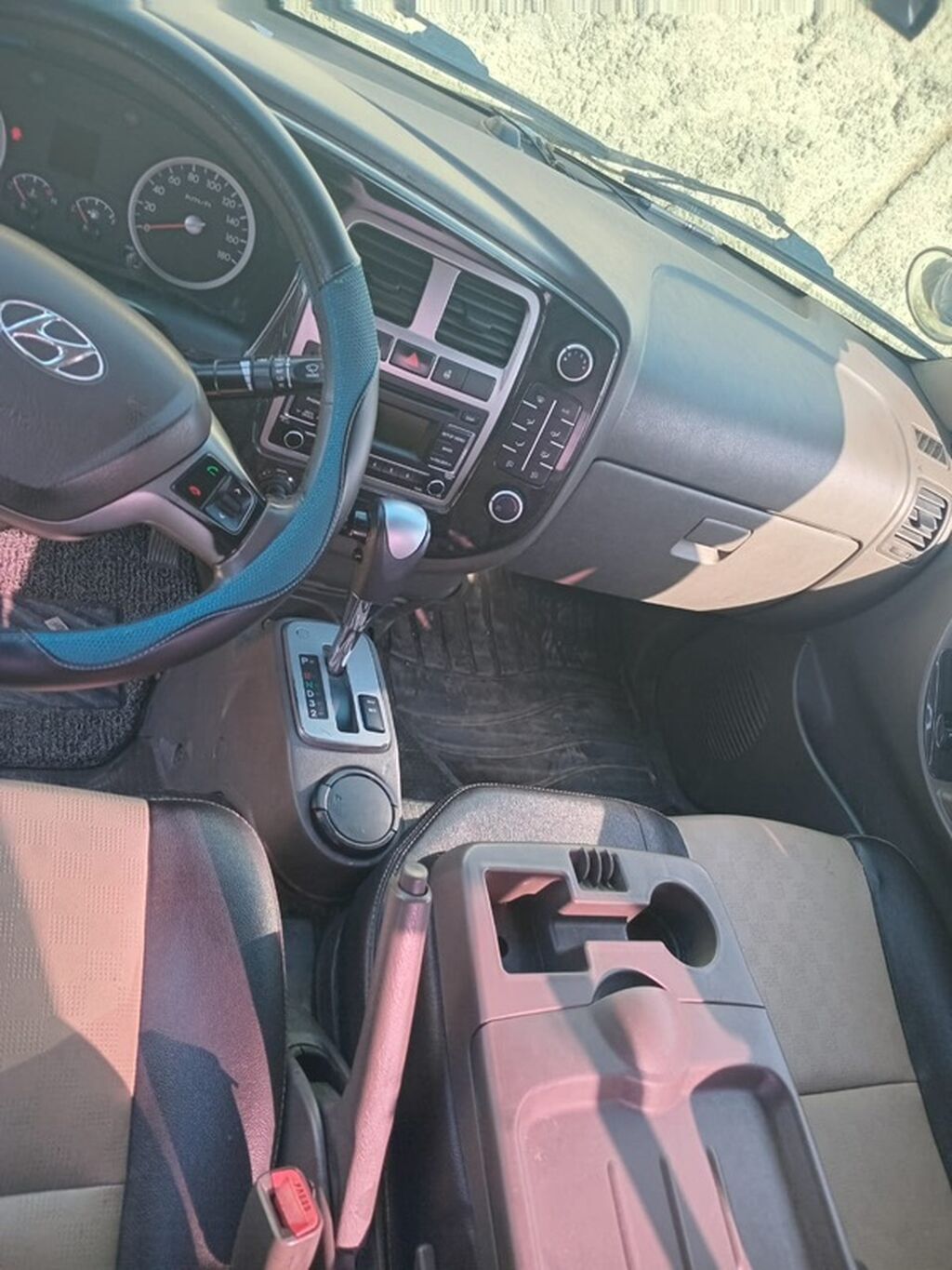 Hyundai Porter II бортовой грузовик - Кабина: однорядная, 2 места: фото 4