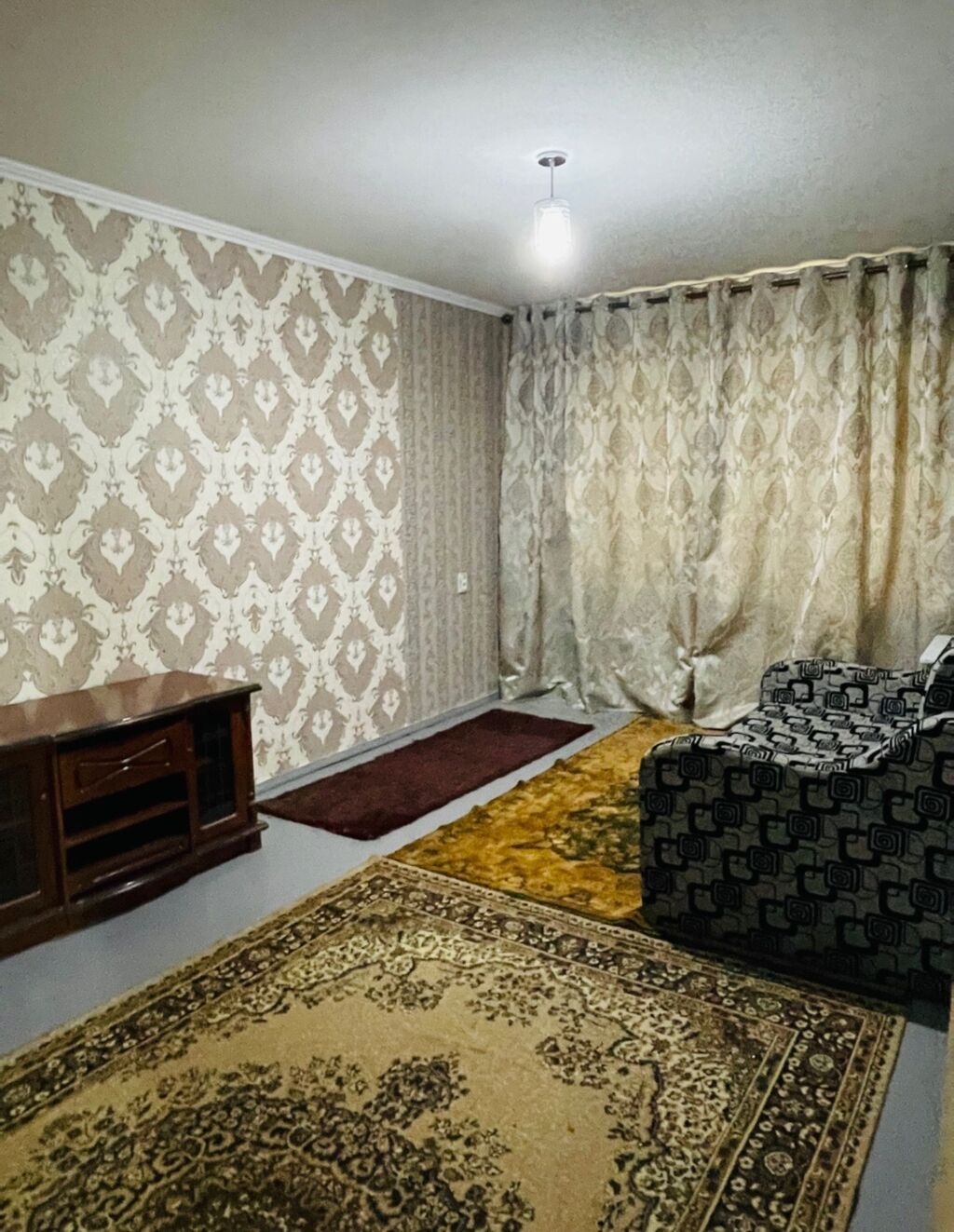 1 комната, 30 м², 11 мкр 104 серия, 1 этаж, Старый ремонт: фото 1