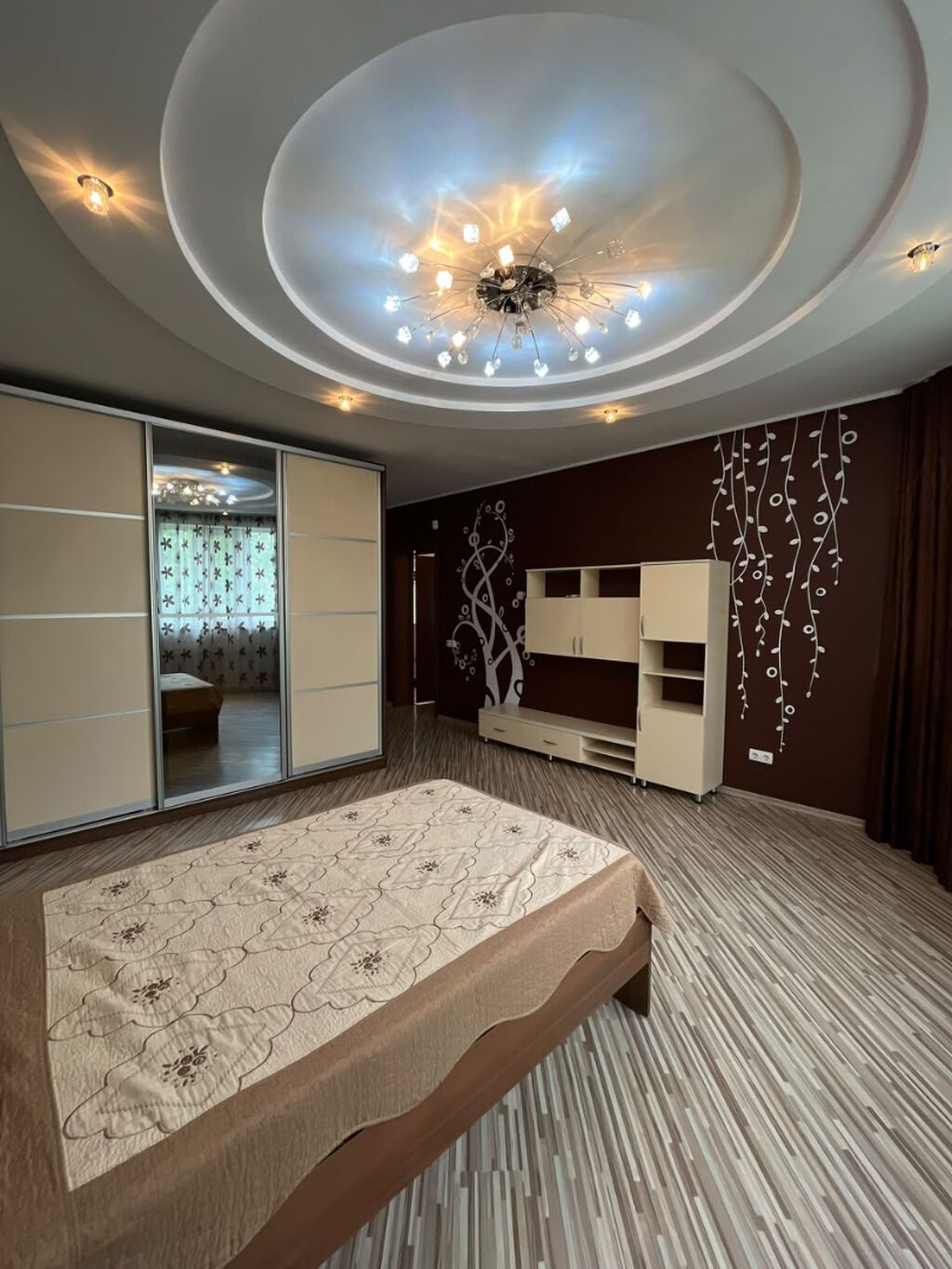6 комнат, 231 м², 4 соток, Бишкек, Вефа ТЦ Агентство недвижимости: фото 7