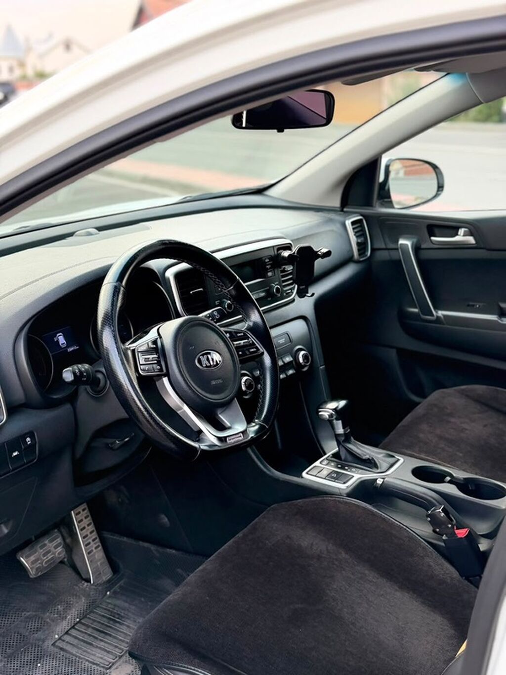 Kia Sportage: 2018 г., 2 л, Автомат, Дизель, Кроссовер: фото 6