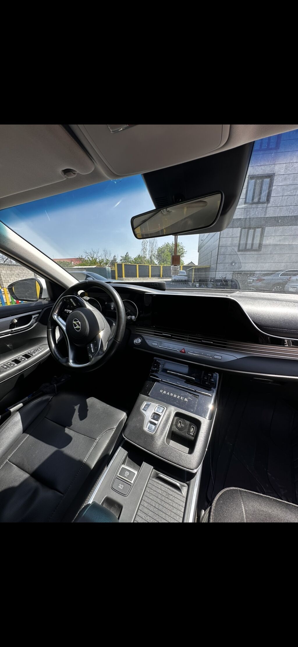 Hyundai Grandeur: 2022 г., 3 л, Автомат, Газ, Седан — фото 8