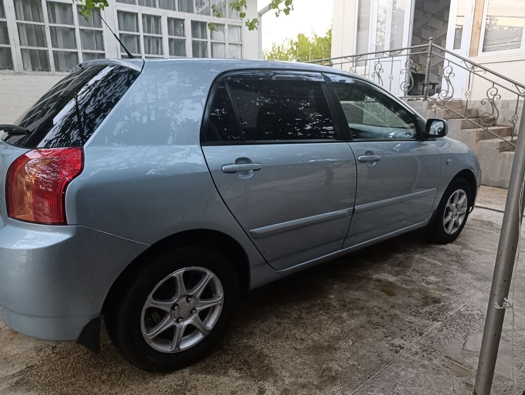 Toyota Corolla: 2006 г., 1.6 л, Автомат, Бензин, Хэтчбэк: фото 4