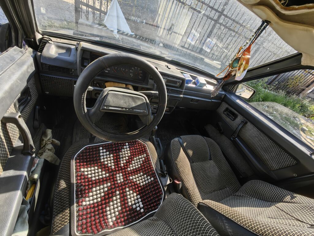 ВАЗ (ЛАДА) 21099: 2001 г., 1.5 л, Механика, Бензин, Седан: фото 3