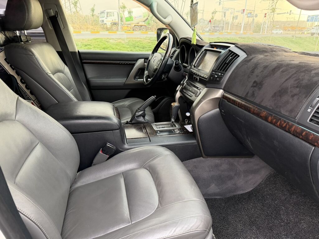 Toyota Land Cruiser: 2009 г., 4.7 л, Автомат, Бензин, Внедорожник: фото 6