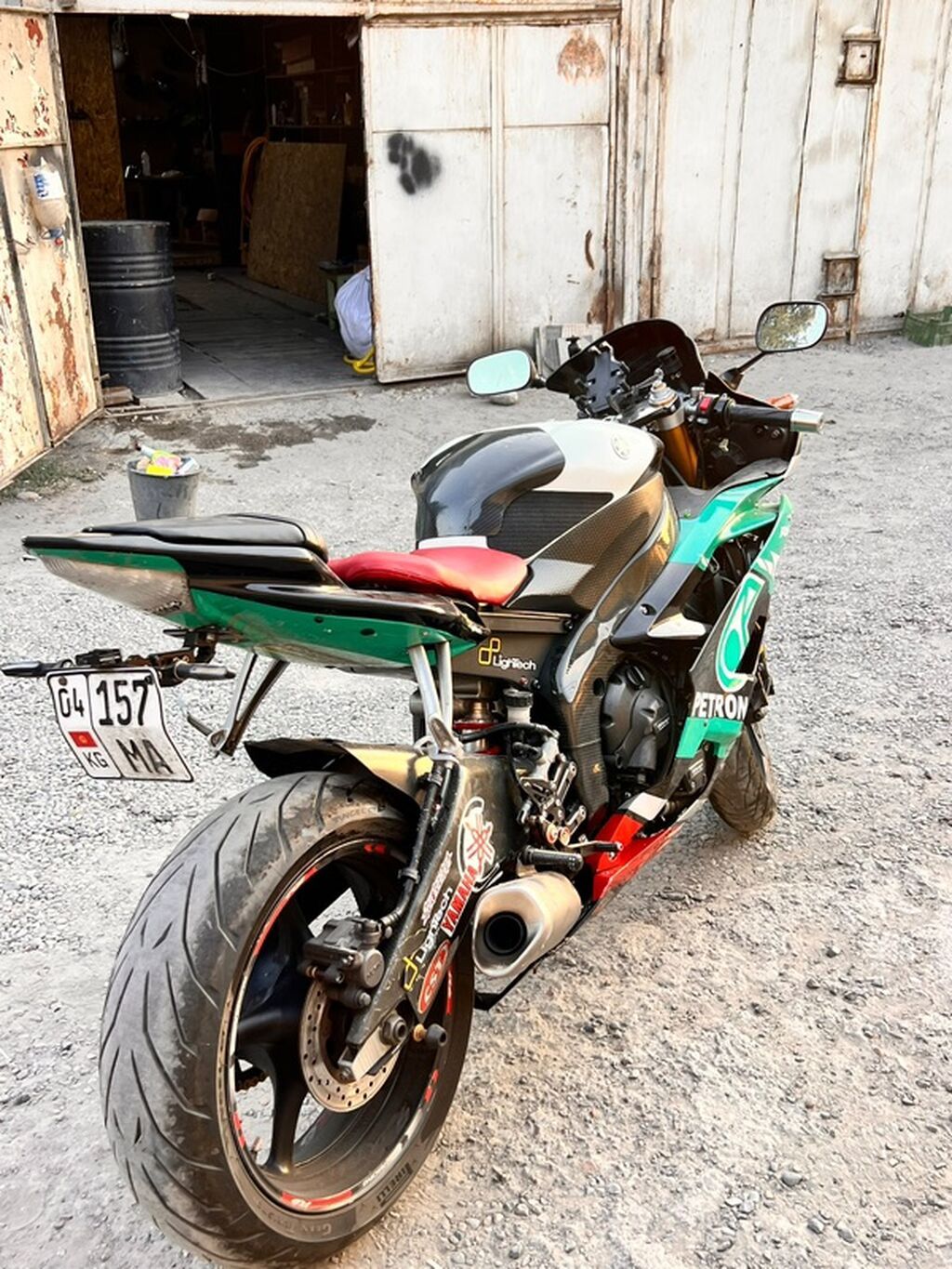 Спортбайк Yamaha YZF-R6 2014год обмен на маш резина новая хорошее: фото 8