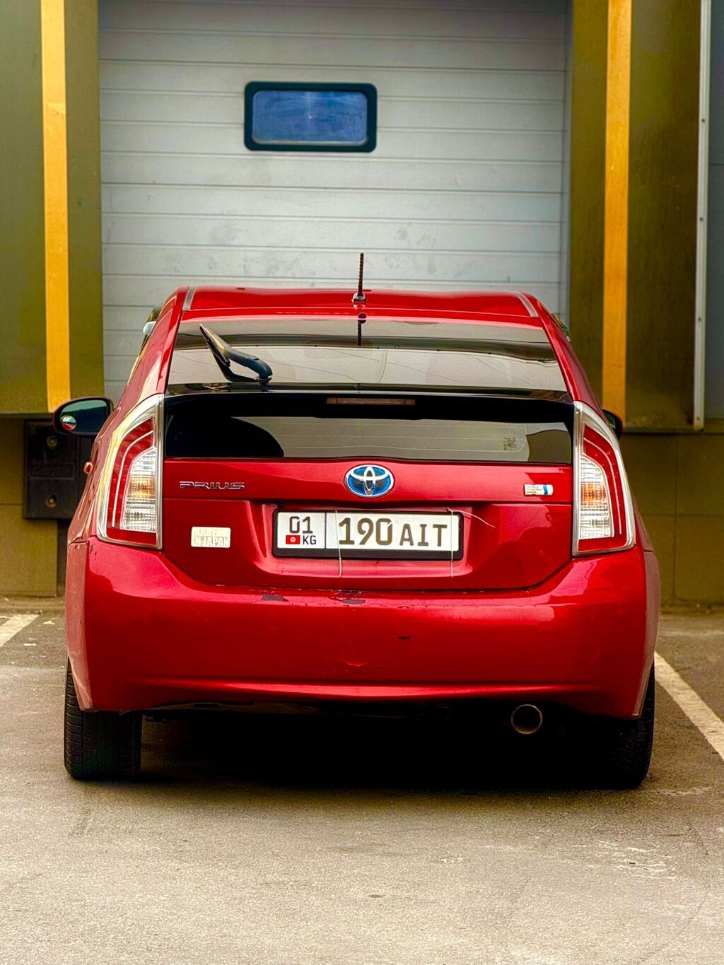 Toyota Prius: 2014 г., 1.8 л, Вариатор, Гибрид, Лифтбек: фото 6