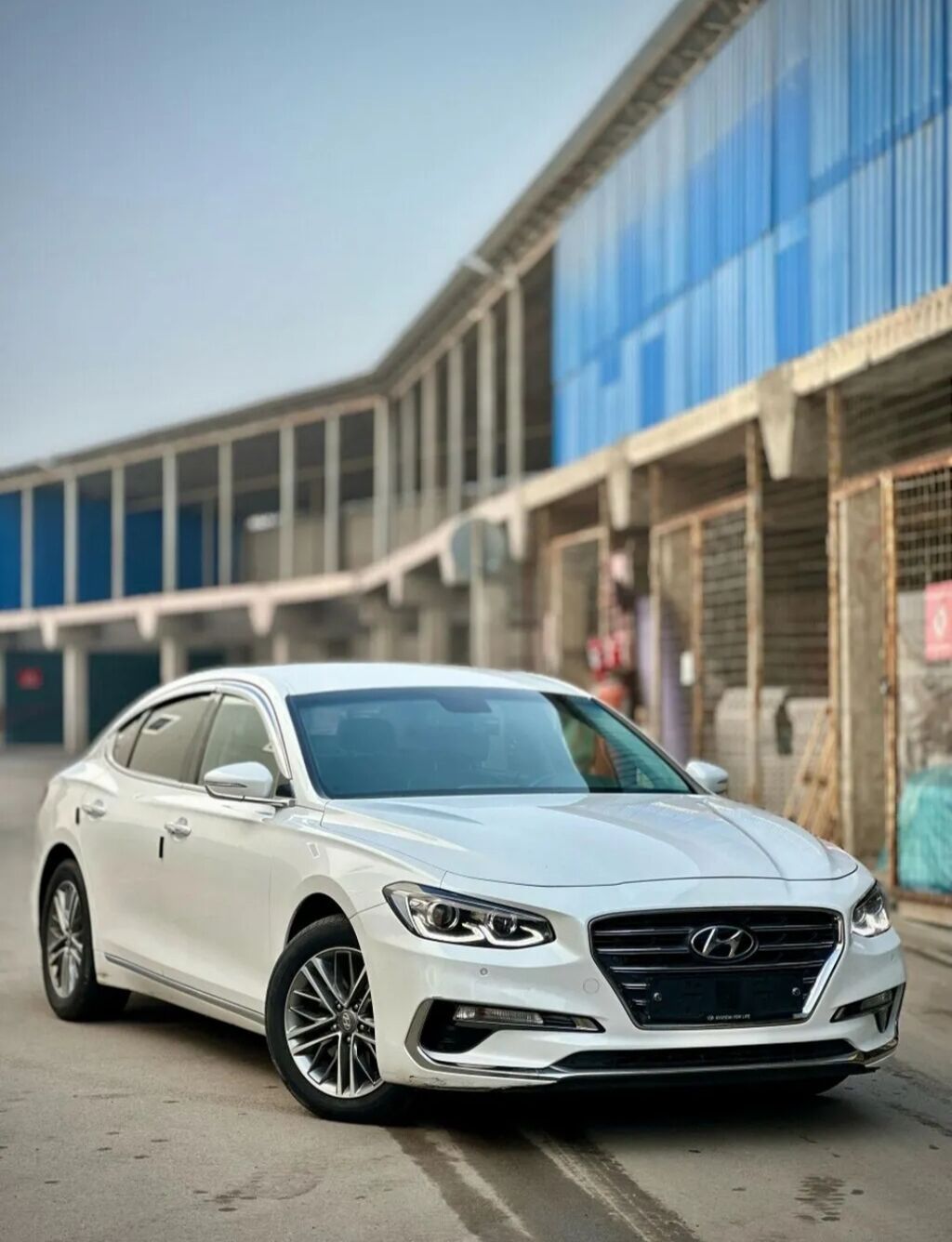 Hyundai Grandeur: 2018 г., 3 л, Седан: фото 1