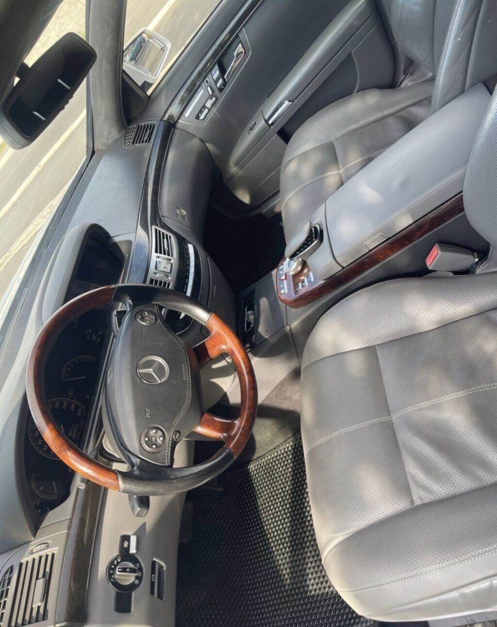 Mercedes-Benz S-Class: 2007 г., 5.5 л, Автомат, Бензин: фото 3
