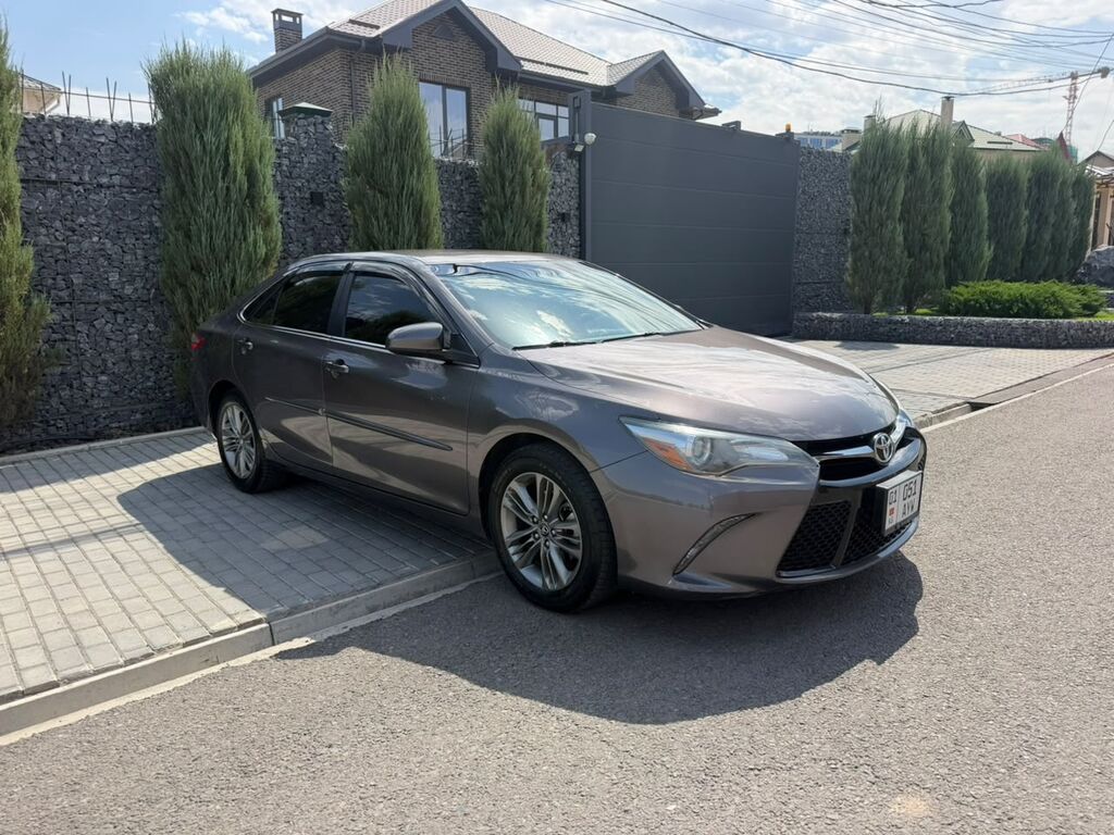 Toyota Camry: 2017 г., 2.5 л, Автомат, Бензин, Седан: фото 4