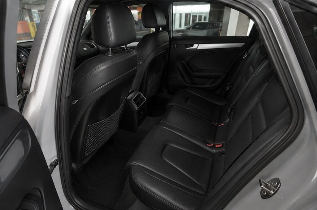 Audi A4: 2008 г., 1.8 л, Вариатор, Бензин, Седан: фото 8