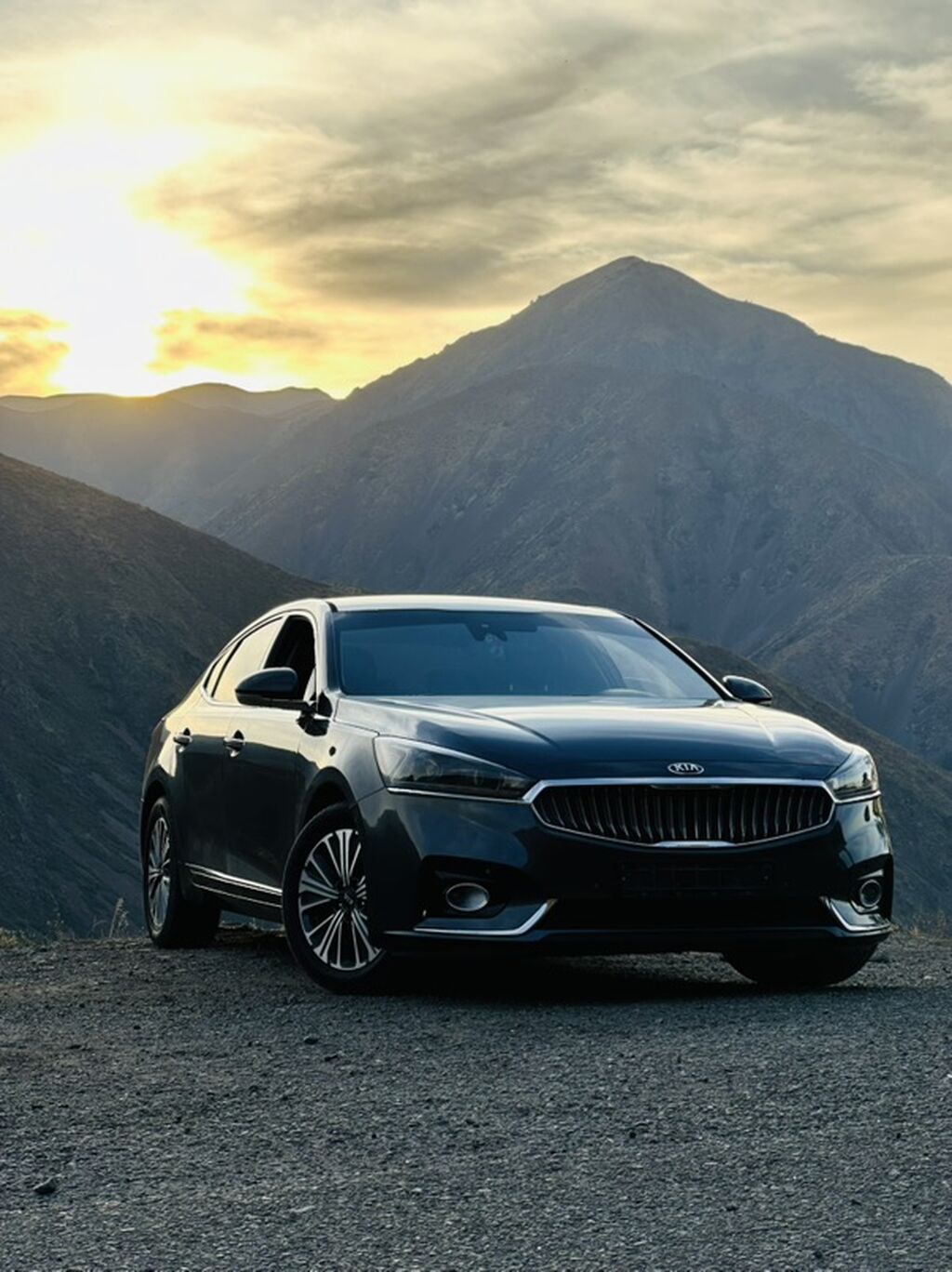 Kia Cadenza: 2018 г., 2.5 л, Автомат, Гибрид, Седан: фото 3
