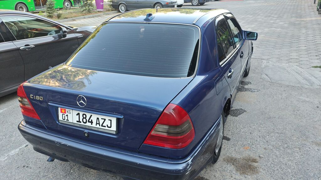 Mercedes-Benz C-Class: 1995 г., Бензин, Седан: фото 4