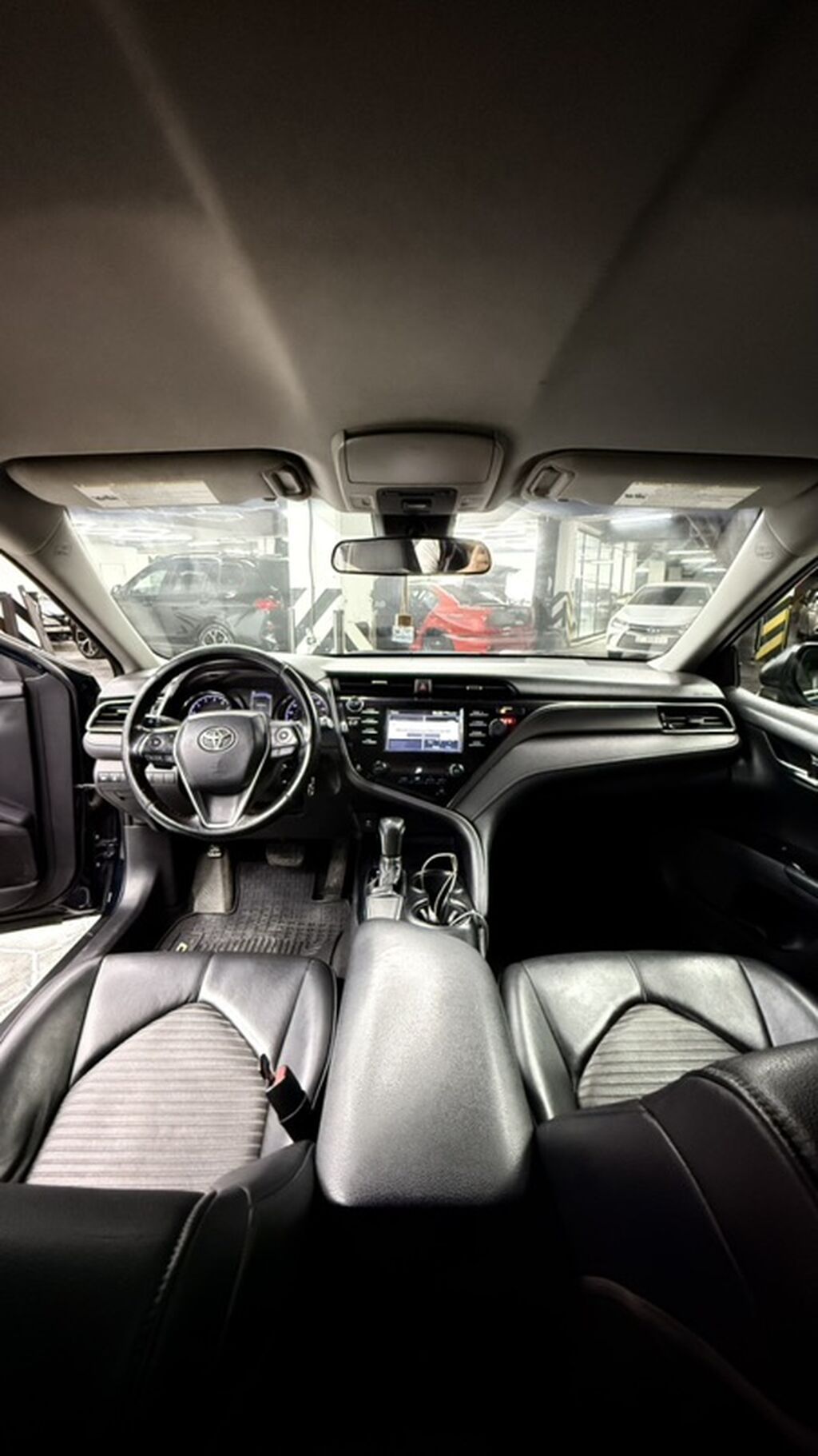 Toyota Camry: 2018 г., Автомат, Бензин, Седан: фото 5