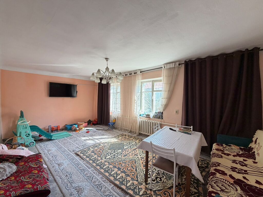 Продается полдома в Бишкеке, 81 м², участок 4 сотки: фото 7