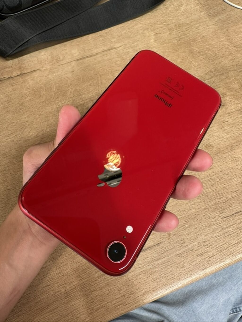 iPhone XR 128 ГБ, красный, б/у, 76%