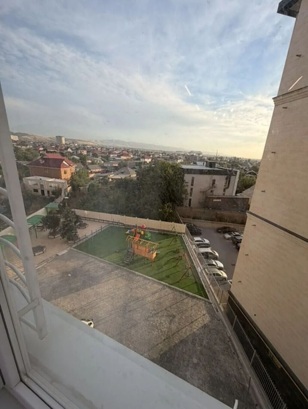 2 комнаты, 63 м², Джал мкр (в т.ч. Верхний, Нижний, Средний) Элитка, 5 этаж, Евроремонт: фото 2