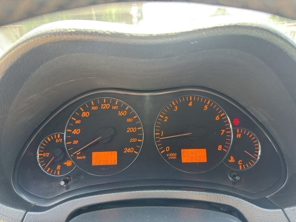 Toyota Avensis: 2005 г., 2.4 л, Автомат, Бензин, Седан: фото 6
