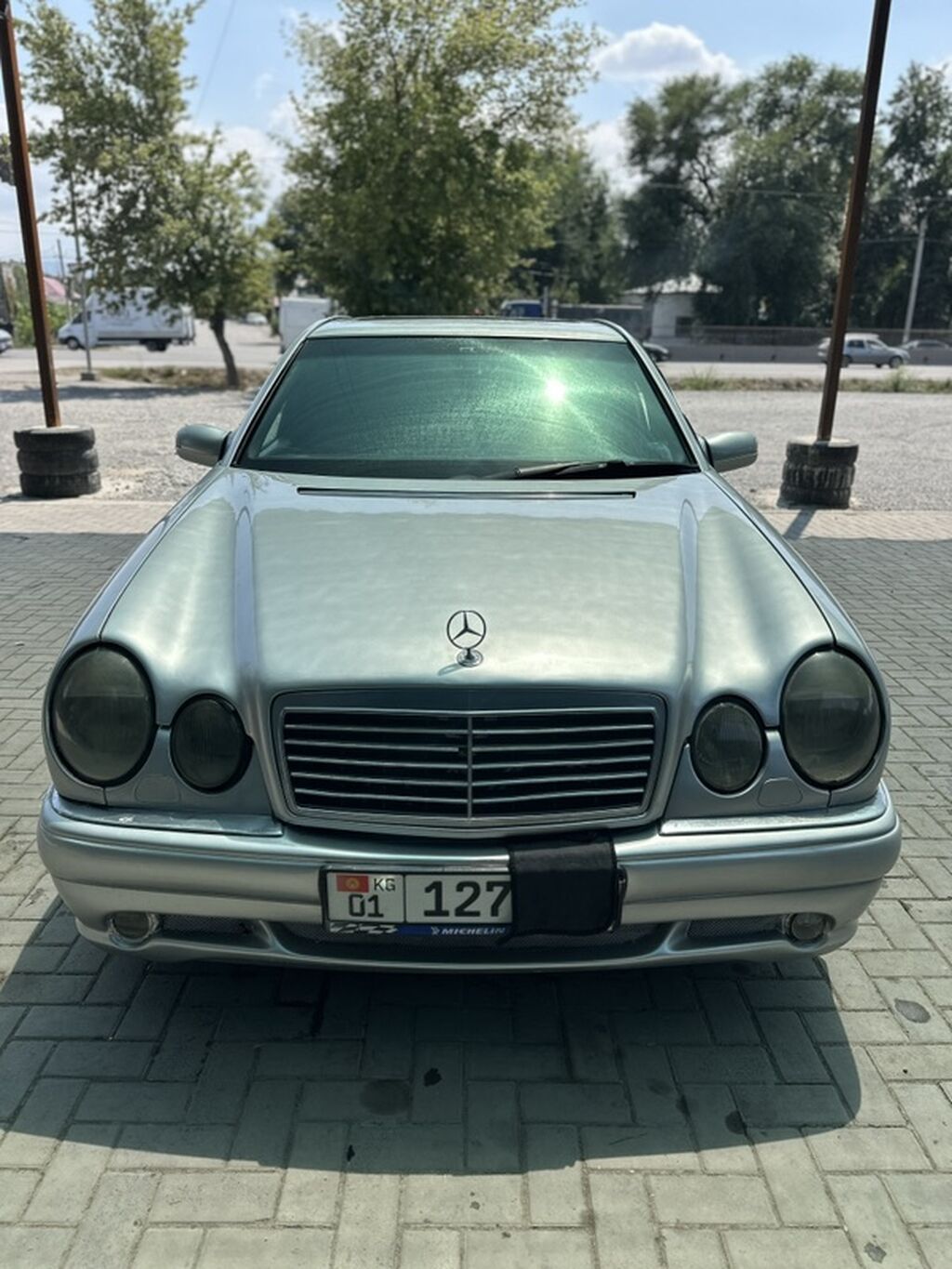 Mercedes-Benz E-Class: 1998 г., 4.3 л, Автомат, Бензин, Седан: фото 3