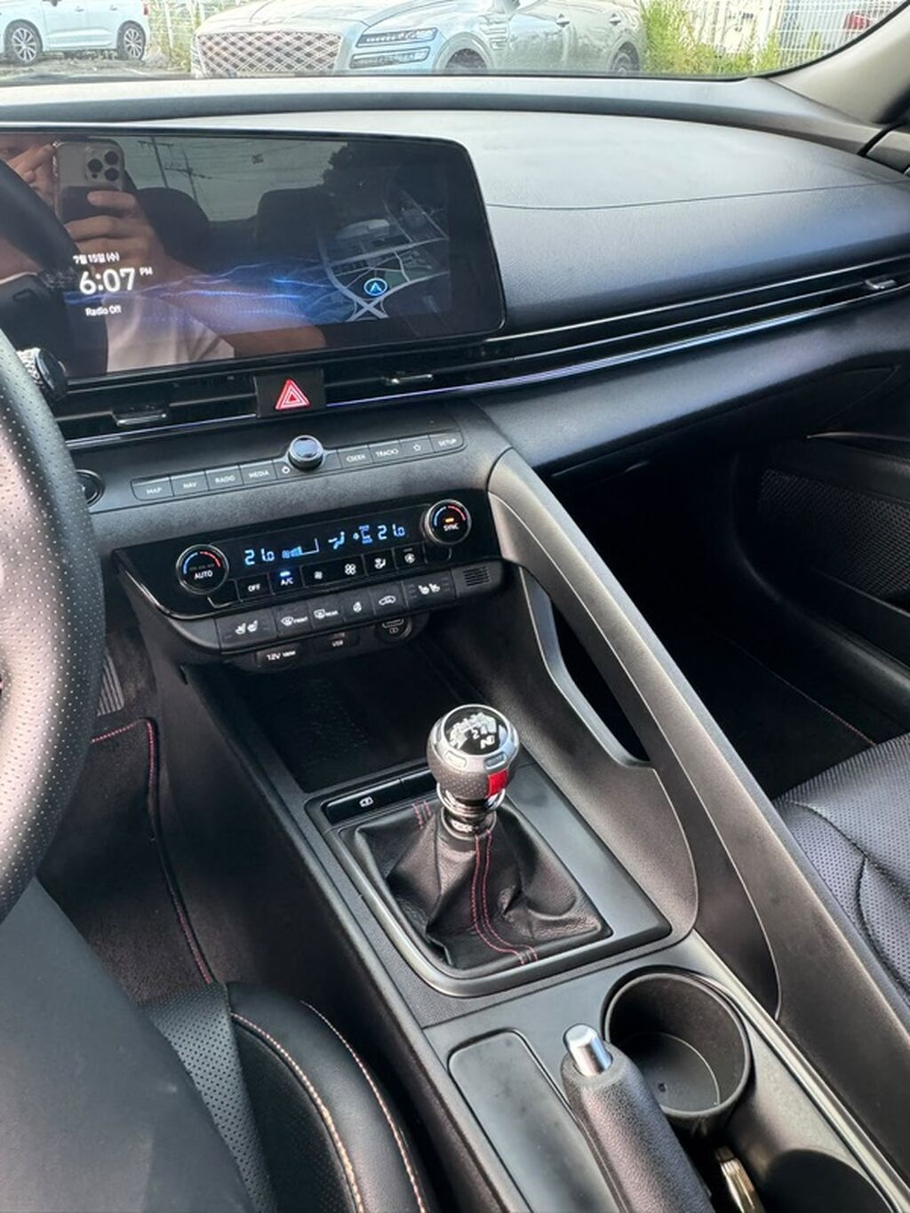 Hyundai Avante: 2020 г., 1.6 л, Механика, Бензин, Седан: фото 3