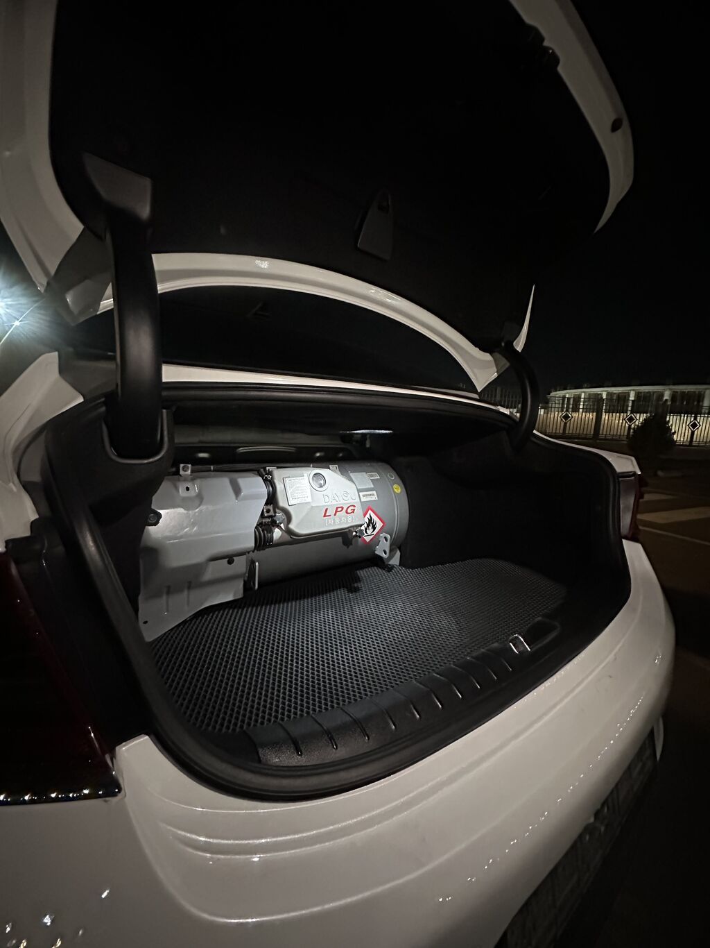 Hyundai Grandeur: 2019 г., 3 л, Автомат, Газ: фото 8