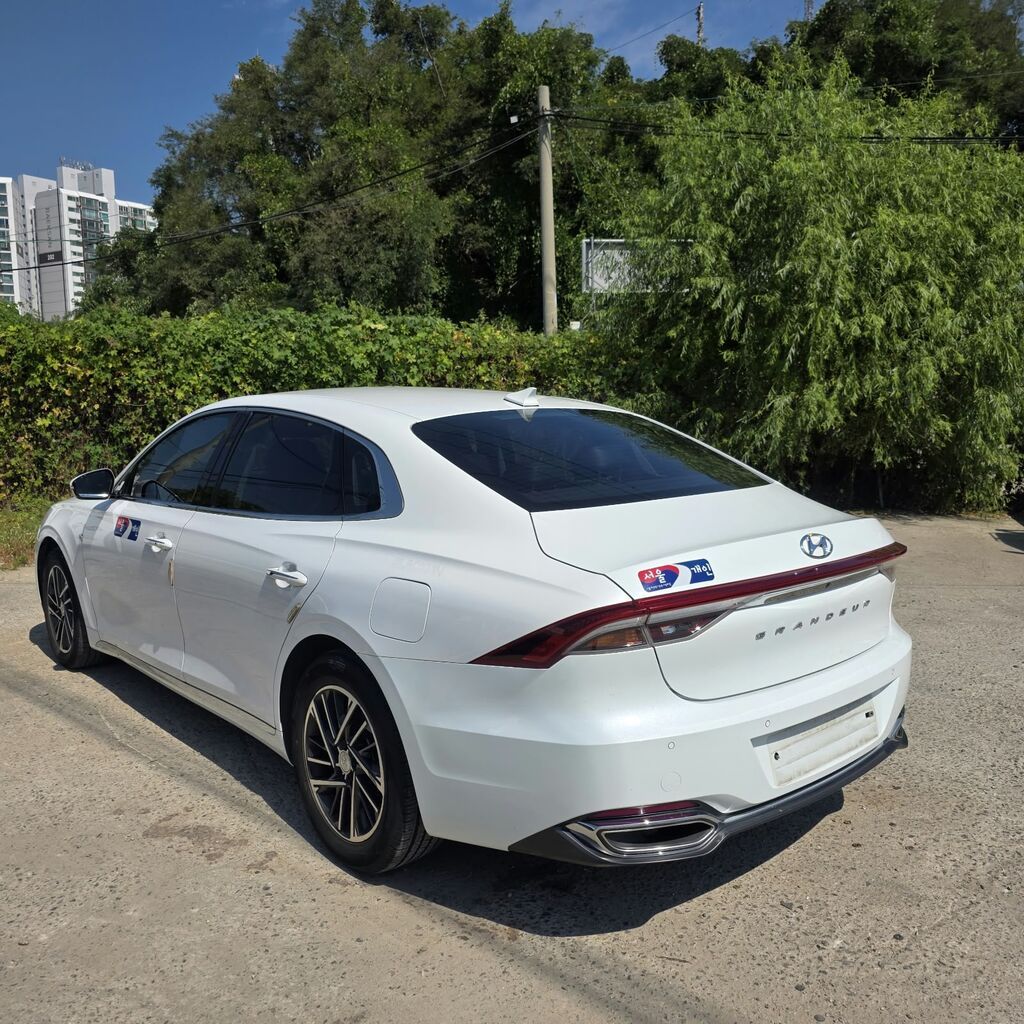 Hyundai Grandeur: 2020 г., 3 л, Автомат, Газ, Хэтчбэк: фото 3