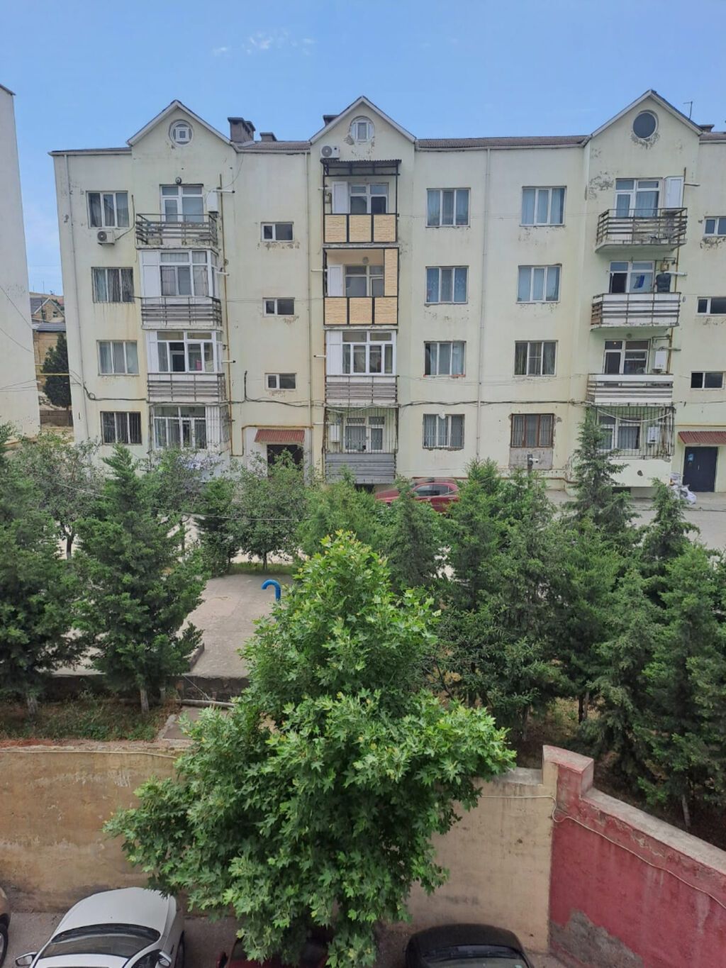 3 otaqlı, Yeni tikili, 110 kv. m
