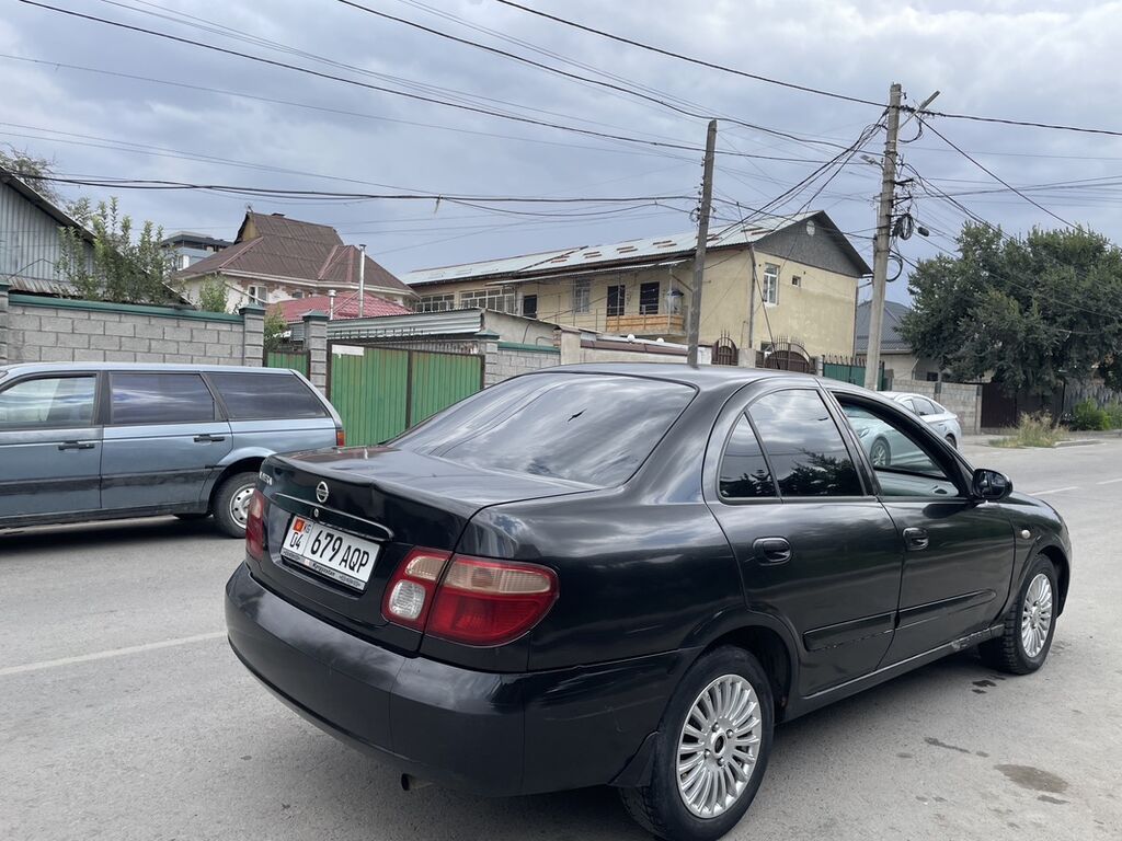 Nissan Almera: 2005 г., 1.5 л, Механика, Бензин, Седан: фото 3