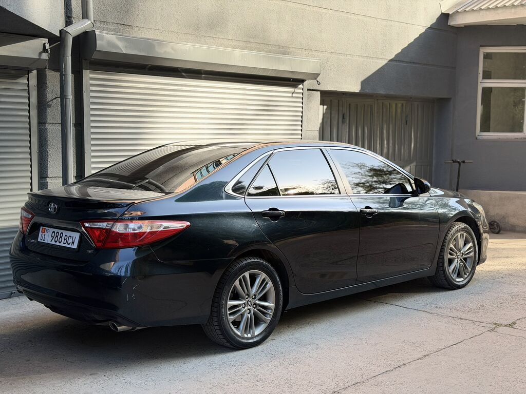 Toyota Camry: 2016 г., 2.5 л, Автомат, Бензин, Седан: фото 2