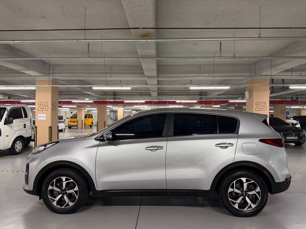 Kia Sportage: 2021 г., 1.6 л, Автомат, Дизель, Кроссовер: фото 5