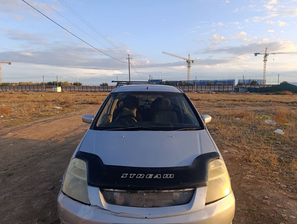 Honda Stream: 2001 г., 2 л, Типтроник, Бензин, Минивэн: фото 2