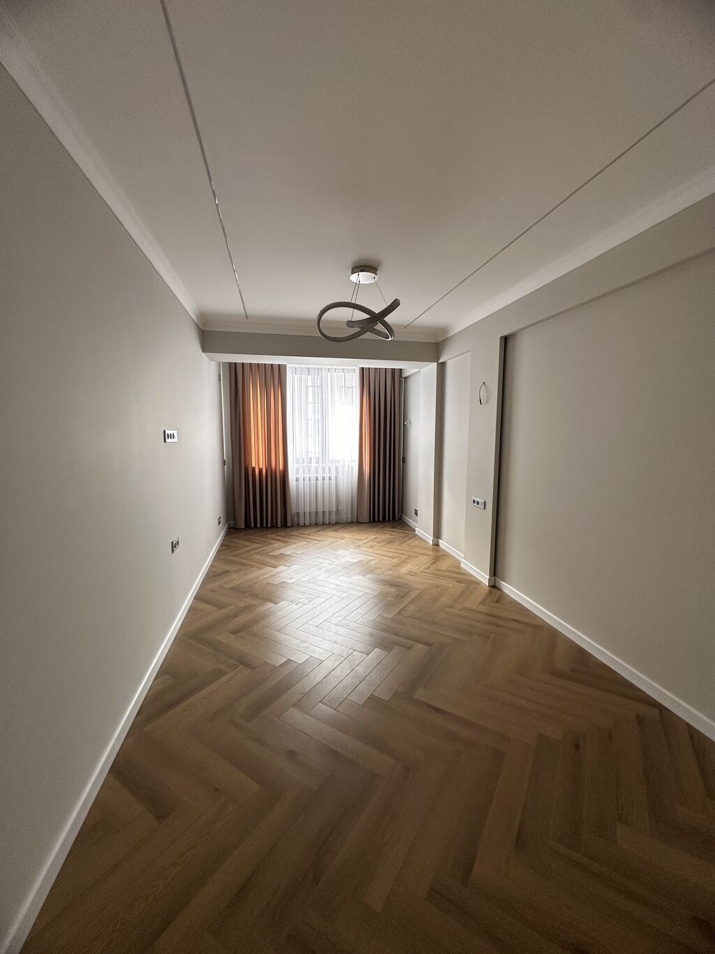 3 комнаты, 99 м², БГУ Элитка, 7 этаж, Евроремонт: фото 2
