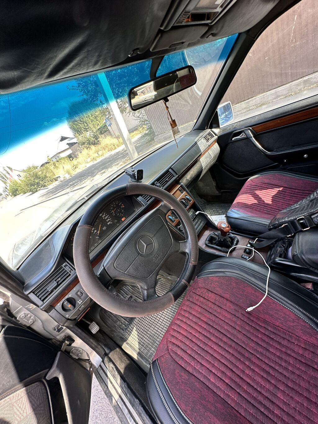 Mercedes-Benz E-Class: 1995 г., 2.8 л, Механика, Бензин, Седан: фото 5