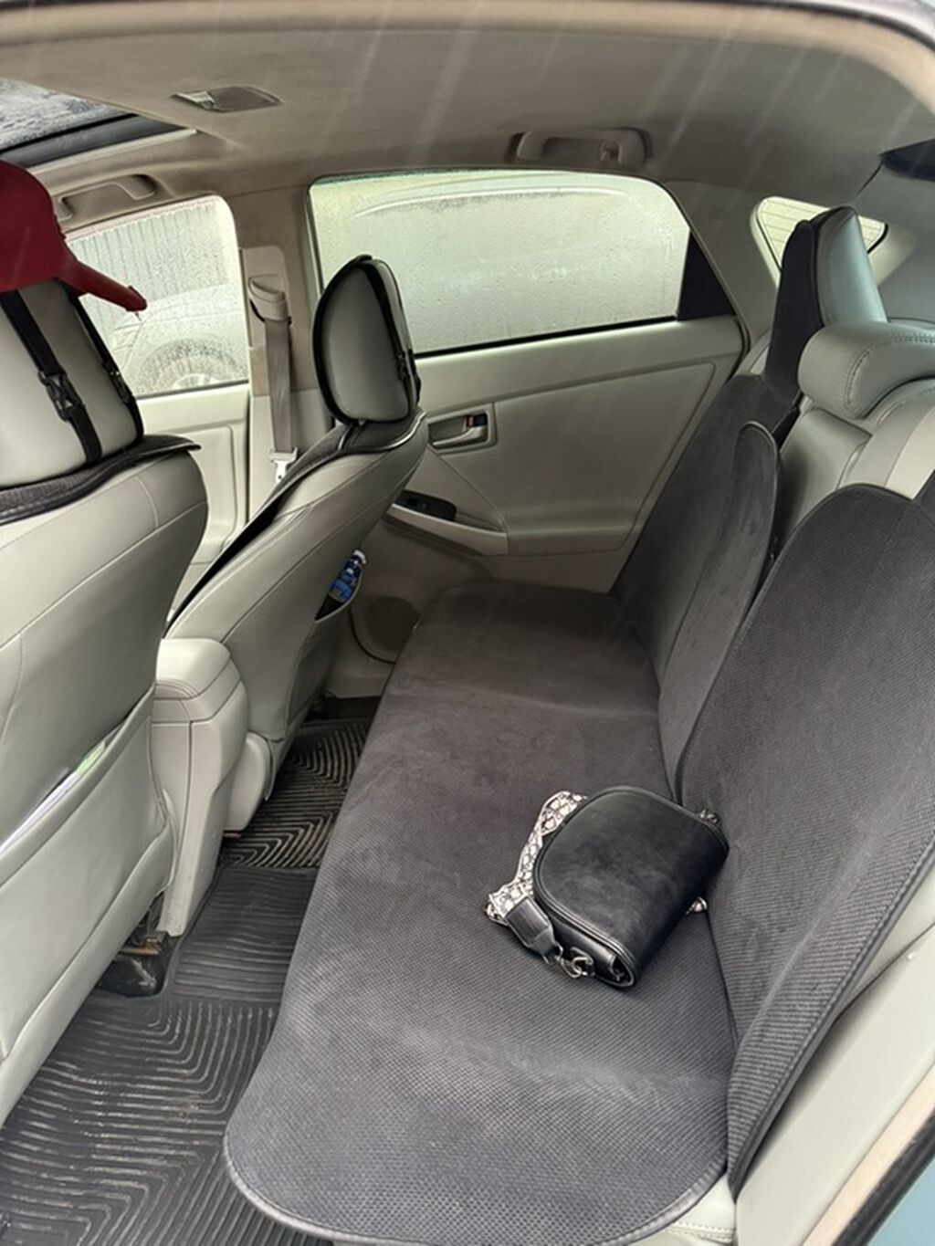 Toyota Prius: 2012 г., 1.8 л, Робот, Гибрид, Хэтчбэк: фото 7