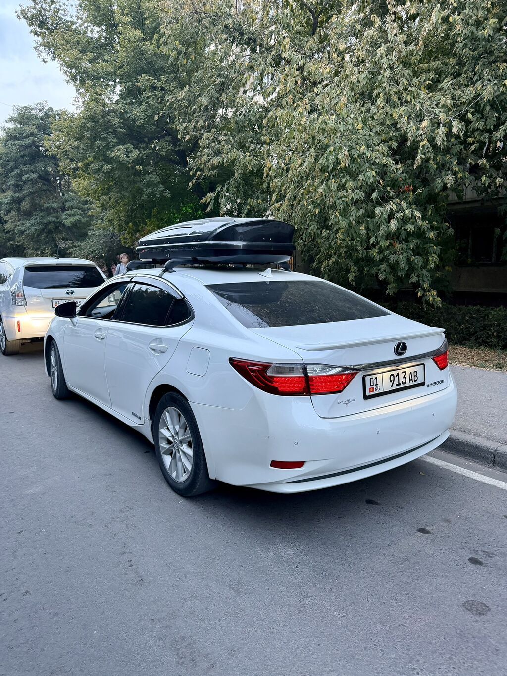 Lexus ES: 2014 г., 2.5 л, Автомат, Гибрид, Седан: фото 3