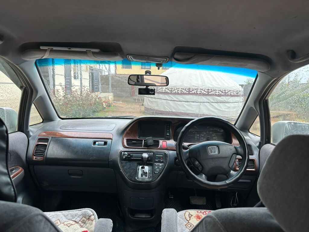 Honda Odyssey: 2000 г., 2.3 л, Автомат, Газ, Минивэн — фото 8