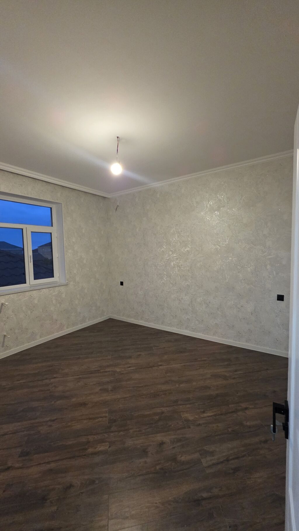 4 otaqlı, 168 kv. m, Yeni təmirli