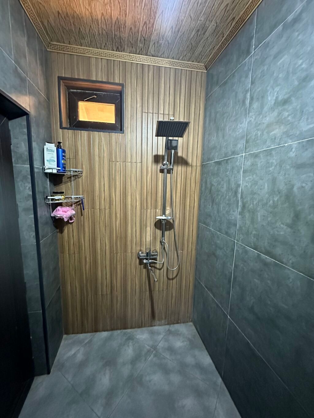 Bakıda 3 otaqlı həyət evi kirayə verilir, 200 m², 400 AZN/ay, şəkil 3 / 11