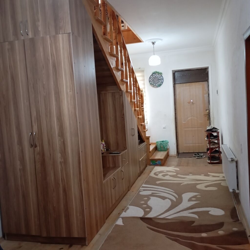 8 otaq, 224 kv. m, Kredit yoxdur, Orta təmir