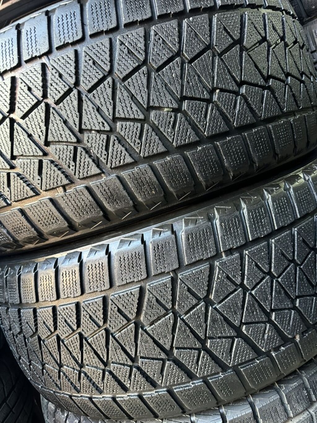 Шины 285 / 45 / R 22, Зима, Б/у, Комплект, Легковые, Япония, Bridgestone: фото 2
