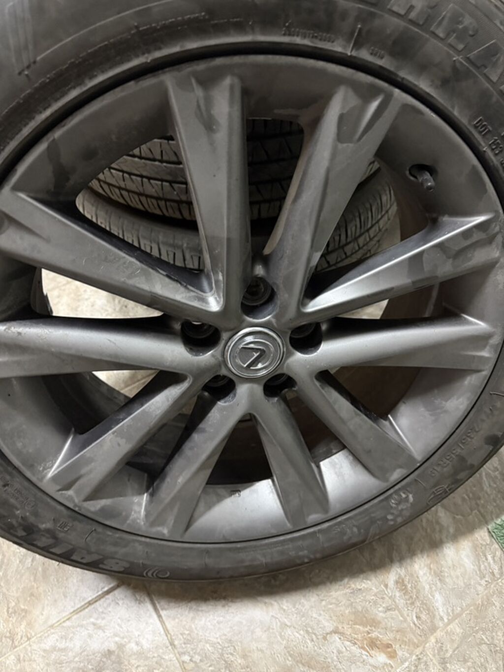 Комплект колес Lexus: легкосплавные диски с шинами 235/55 R19 (M+S): фото 2