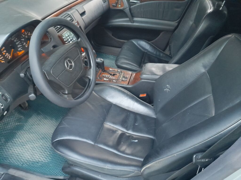 Mercedes-Benz E-класс AMG: 1999 г., 2.4 л, Автомат, Бензин, Седан: фото 6