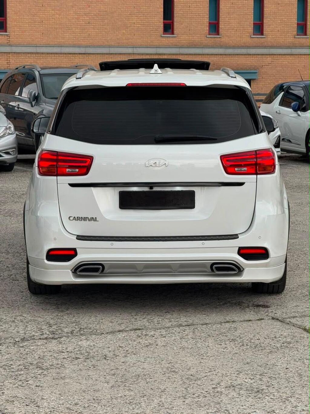 Kia Carnival: 2020 г., 2.2 л, Автомат, Дизель, Седан: фото 6