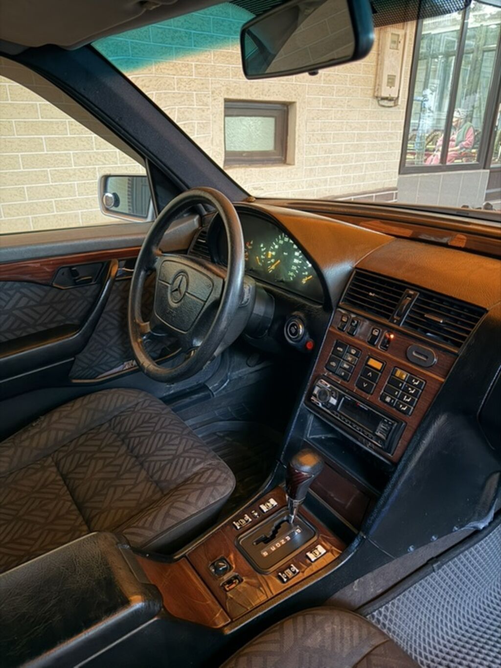 Mercedes-Benz C-Class: 1995 г., 2.2 л, Автомат, Бензин, Седан: фото 5